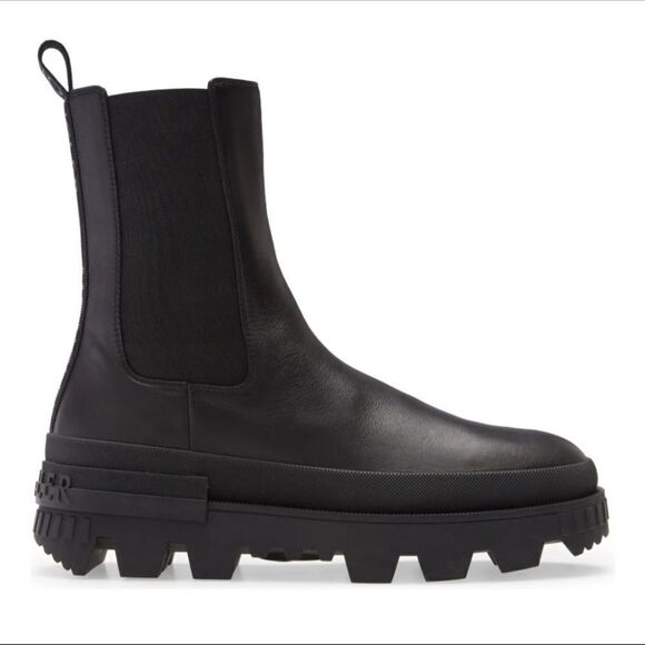 Moncler Coralyne Boots - Picture 2 of 13